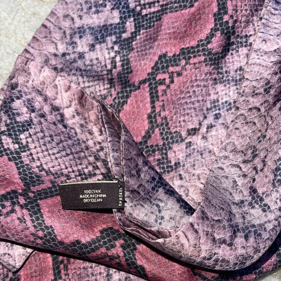 Henri bendel silk scarf